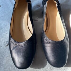 Everlane Black leather Pumps with 2” heel